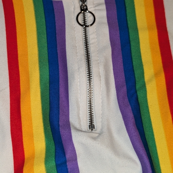 Marci Rainbow Stripe Top size Large - Picture 15 of 15